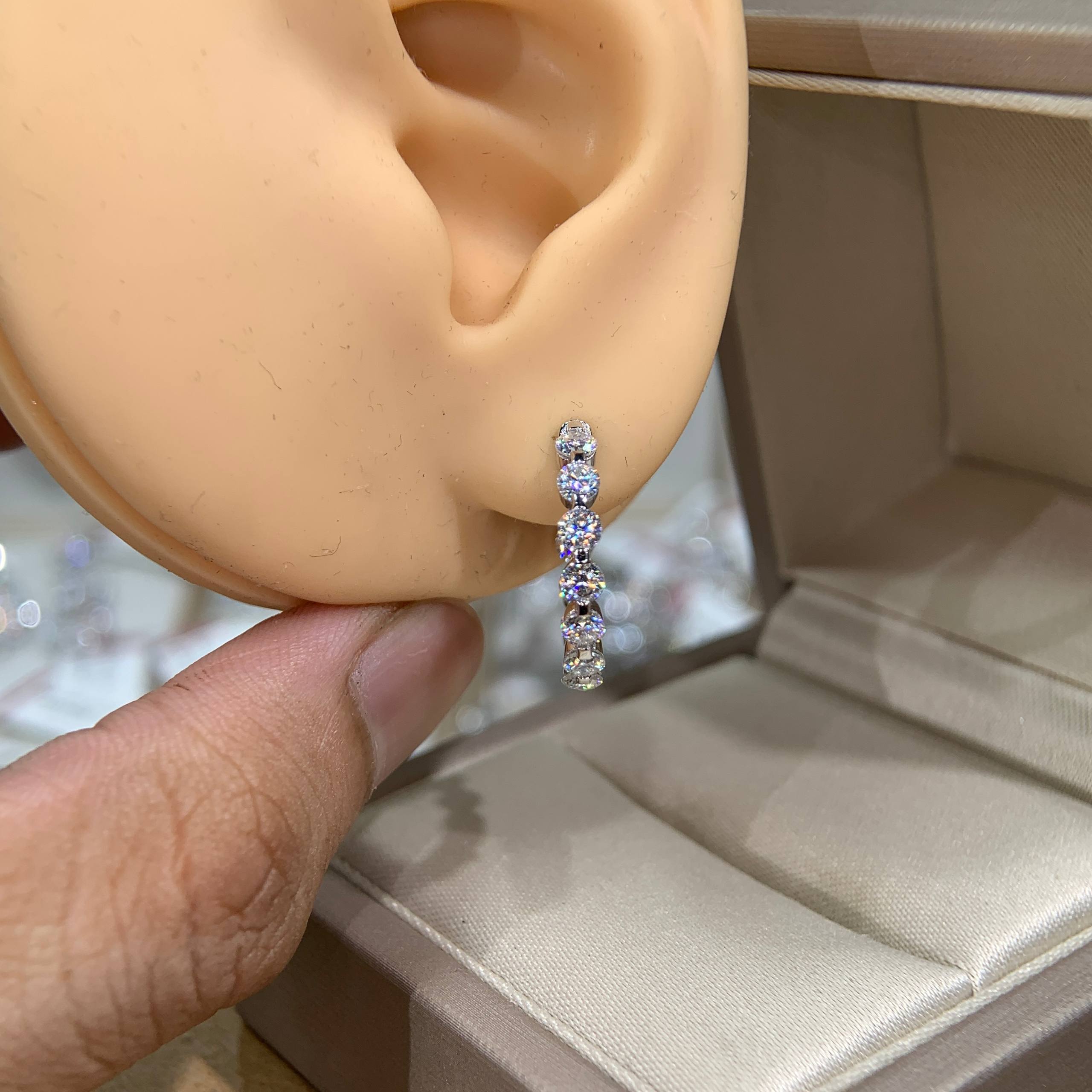 Bông tai kim cương Moissanite GRA (A161) - Ảnh 5