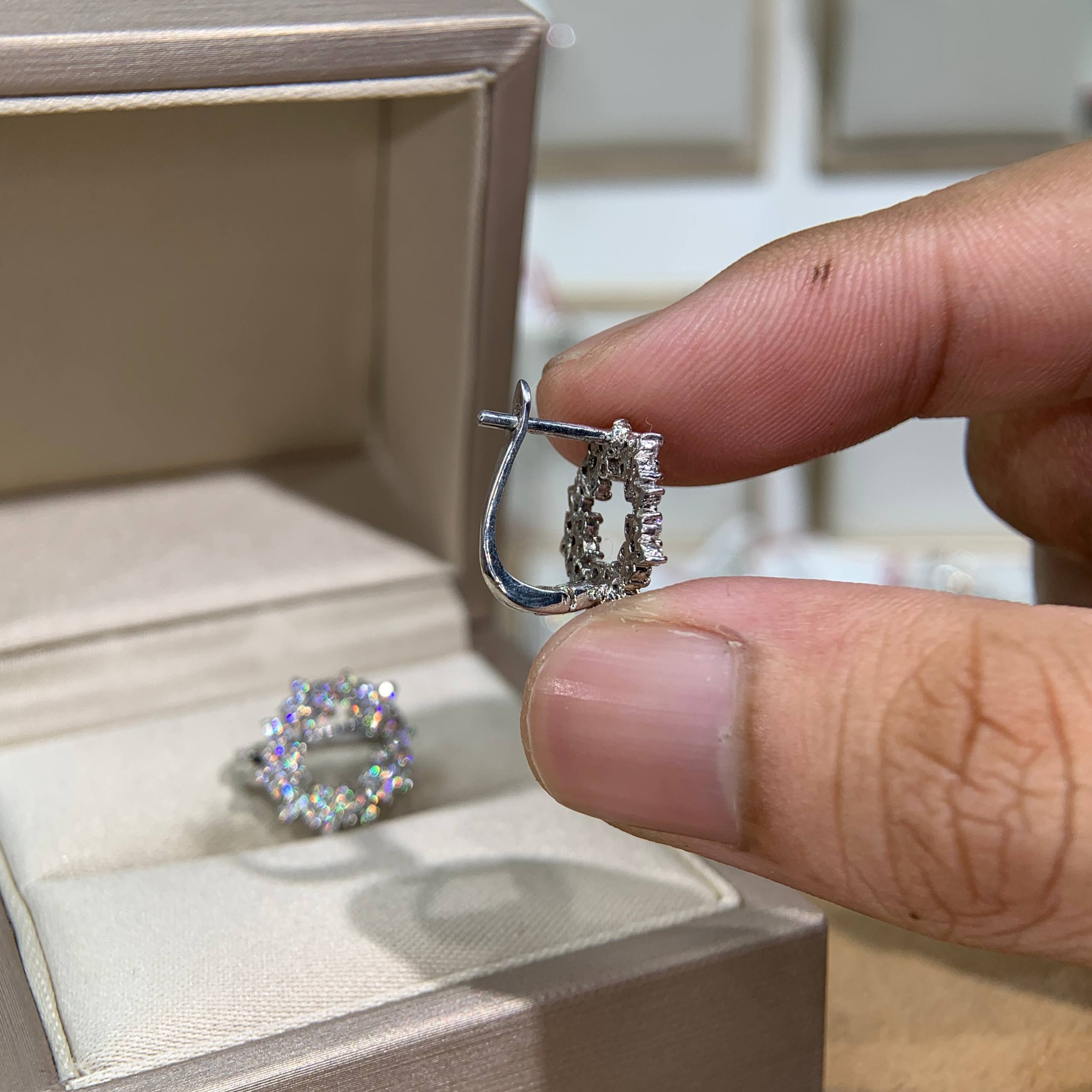Bông tai kim cương Moissanite GRA (A041) - Ảnh 2