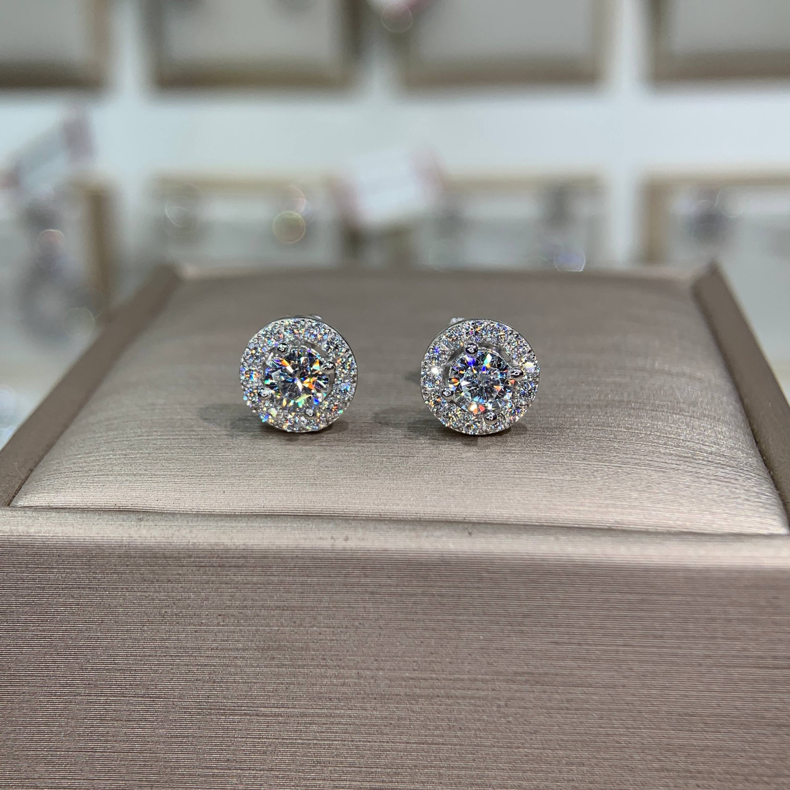Bông tai kim cương Moissanite GRA (Y67) - Ảnh 4