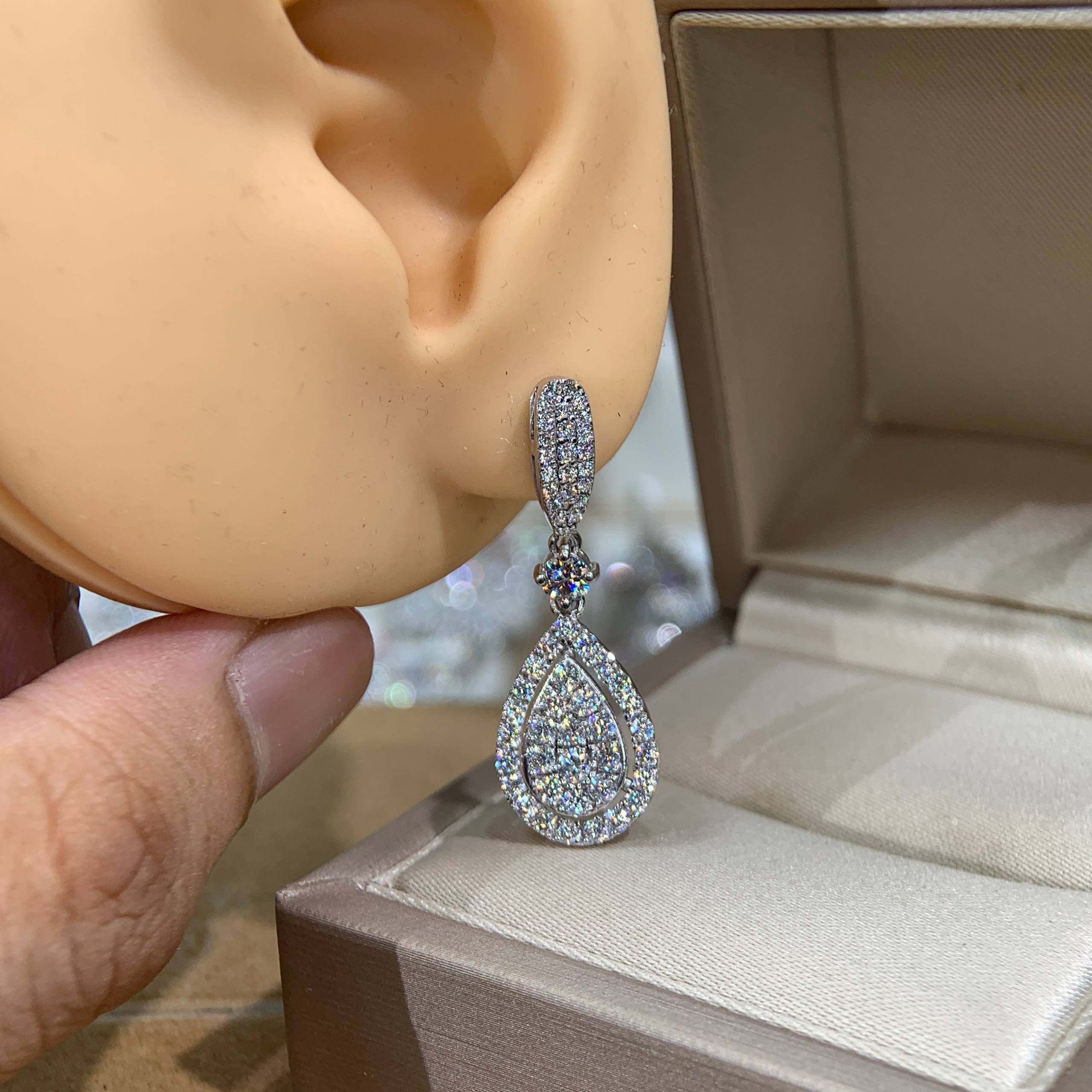 Bông tai kim cương Moissanite GRA (A578) - Ảnh 2