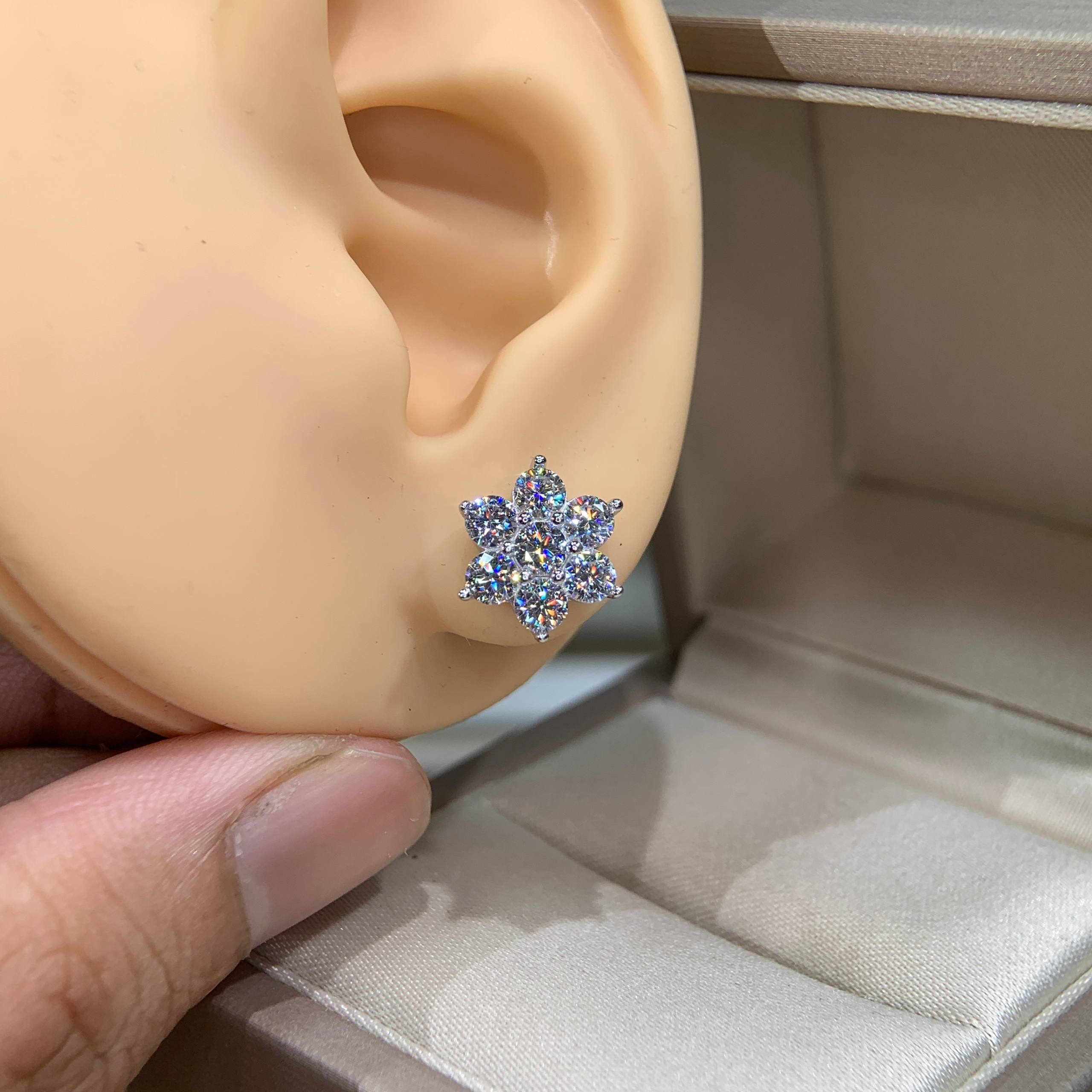 Bông tai kim cương Moissanite GRA (A011) - Ảnh 4