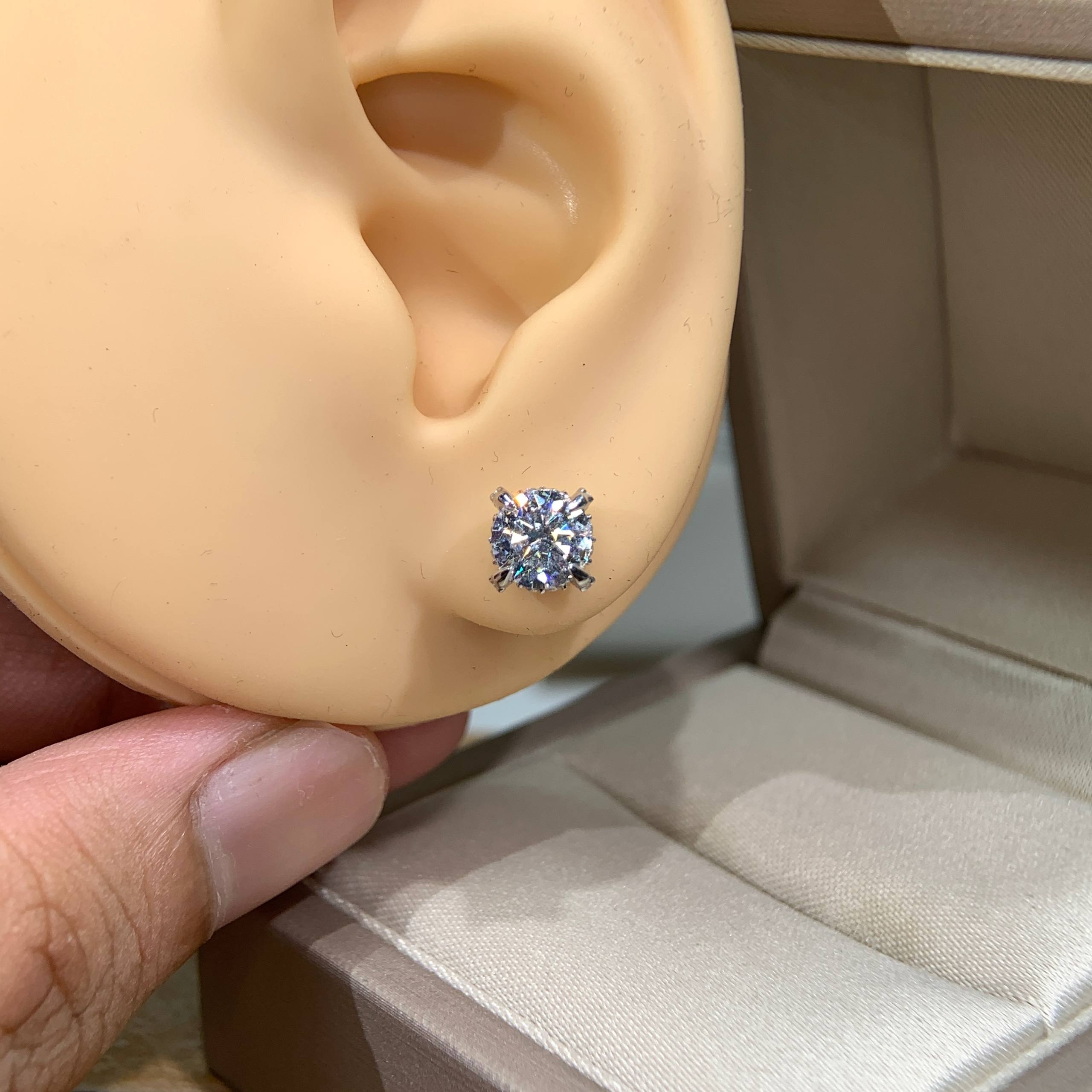 Bông tai kim cương Moissanite GRA (Z25) - Ảnh 2