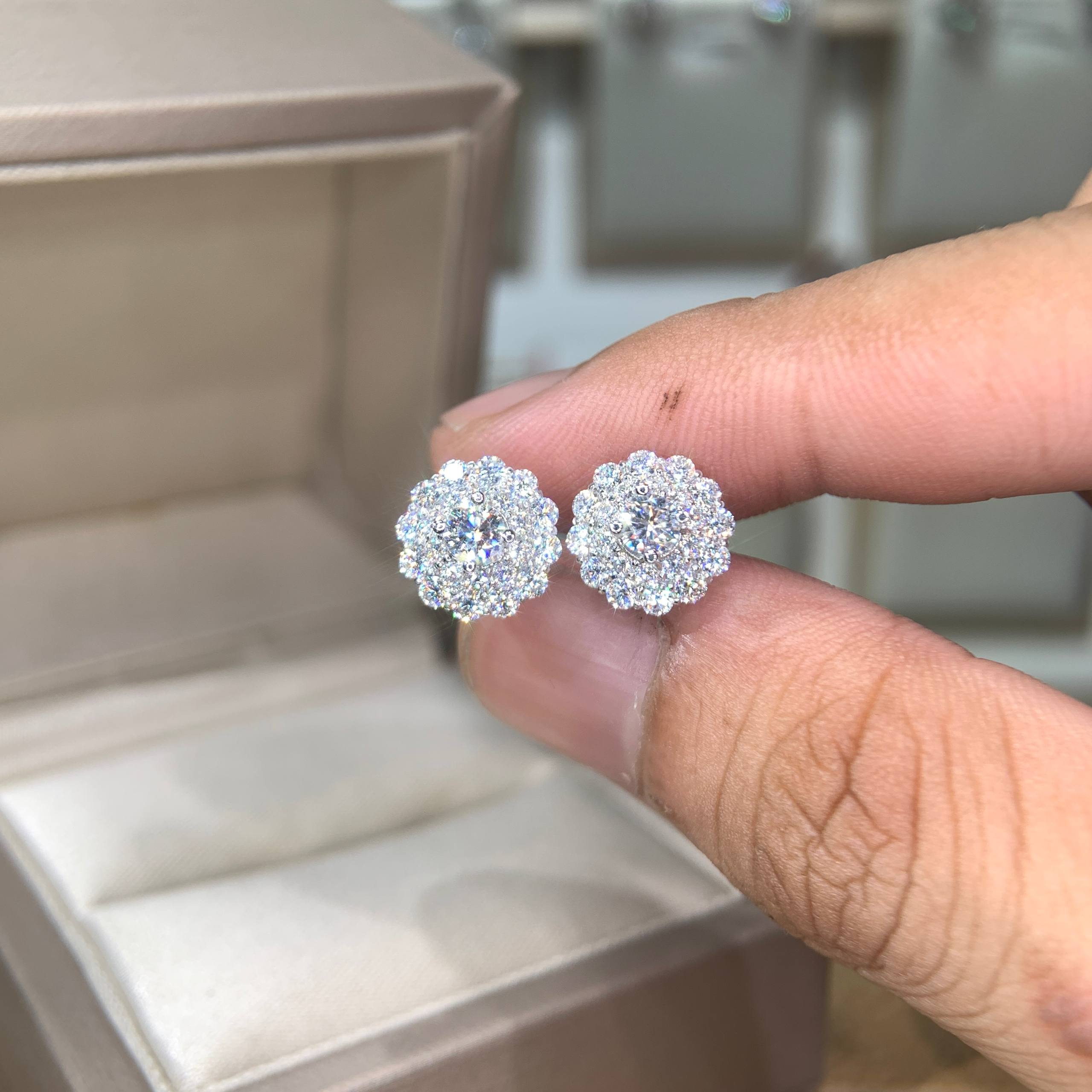 Bông tai kim cương Moissanite GRA (A119) - Ảnh 2