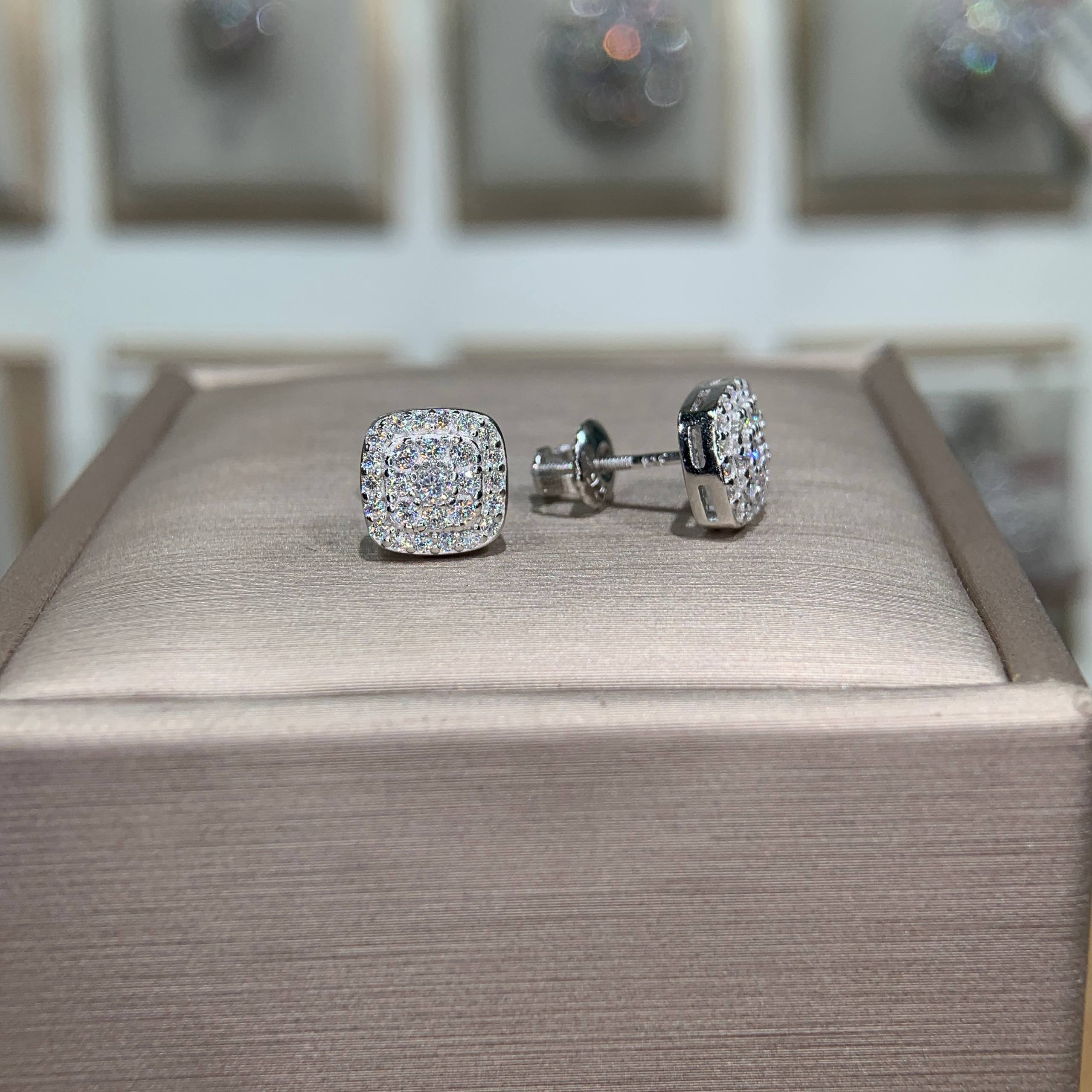Bông tai kim cương Moissanite GRA (L01)