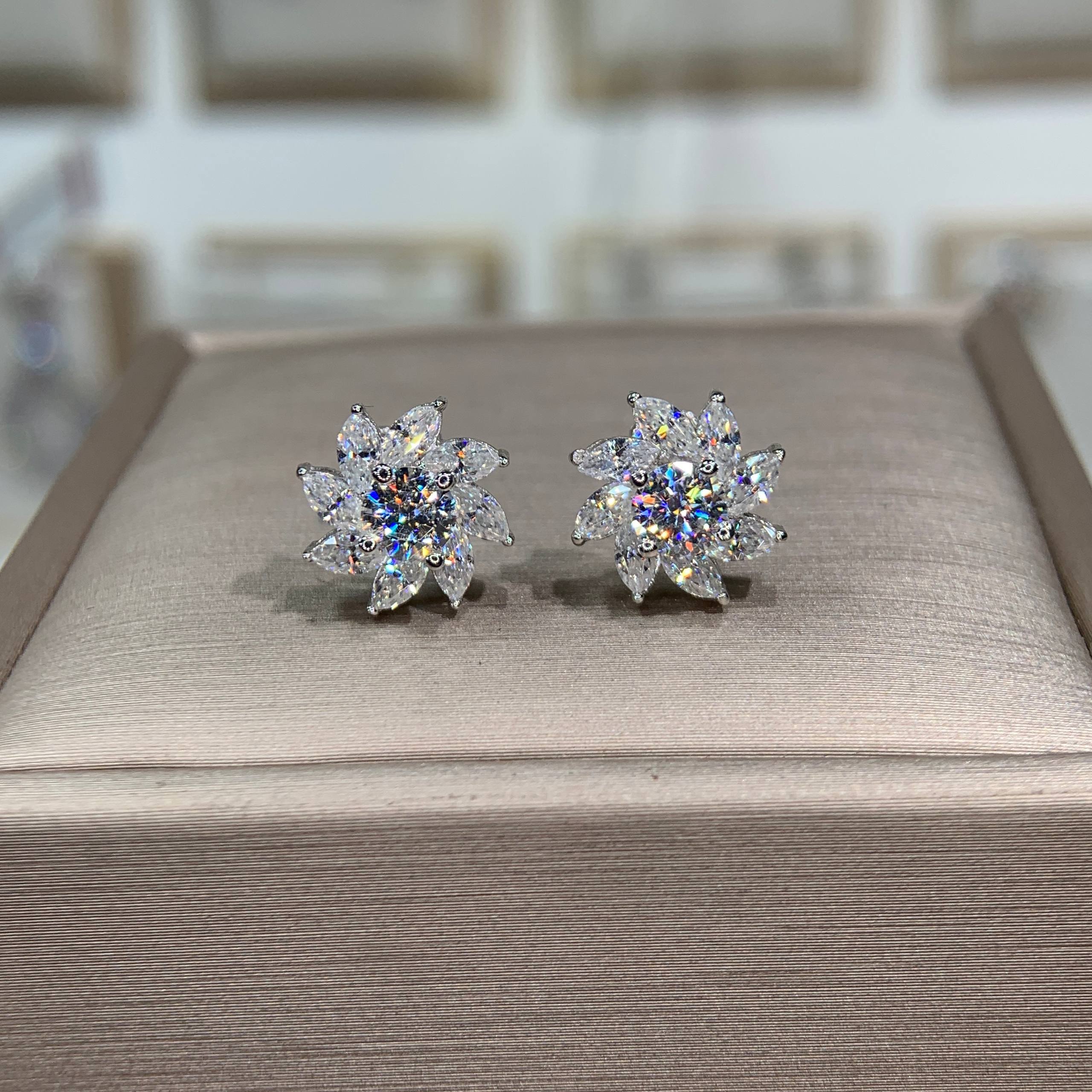Bông tai kim cương Moissanite GRA (A321)