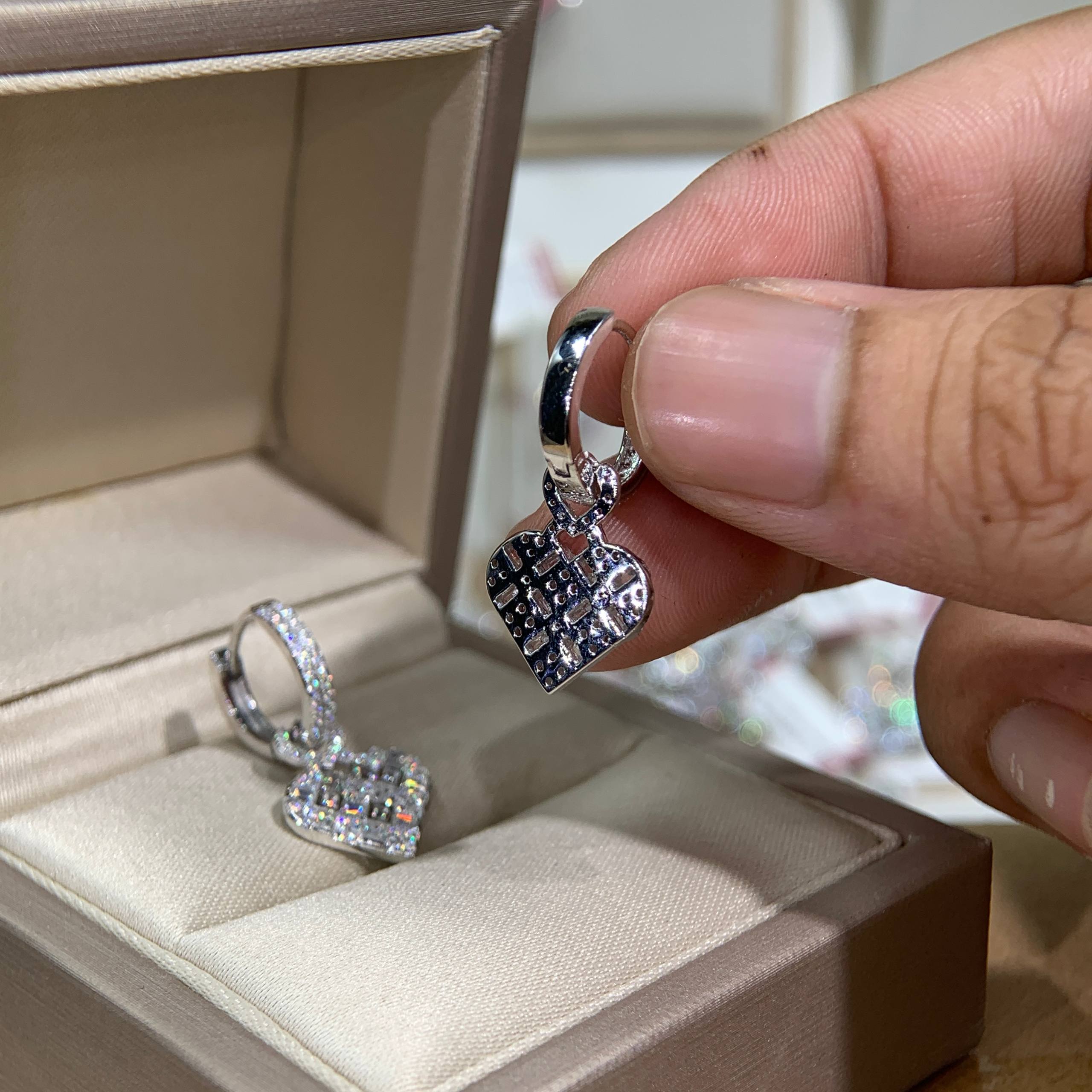 Bông tai kim cương Moissanite GRA (A456) - Ảnh 3