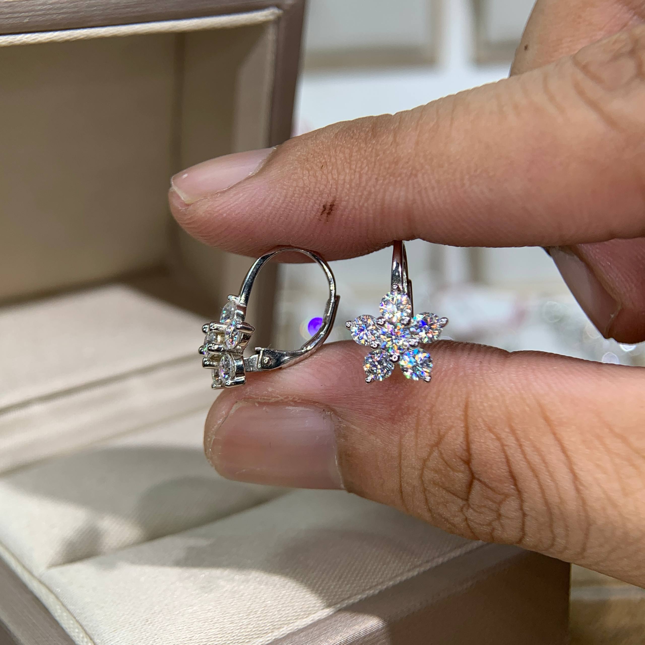 Bông tai kim cương Moissanite GRA (Y43) - Ảnh 4
