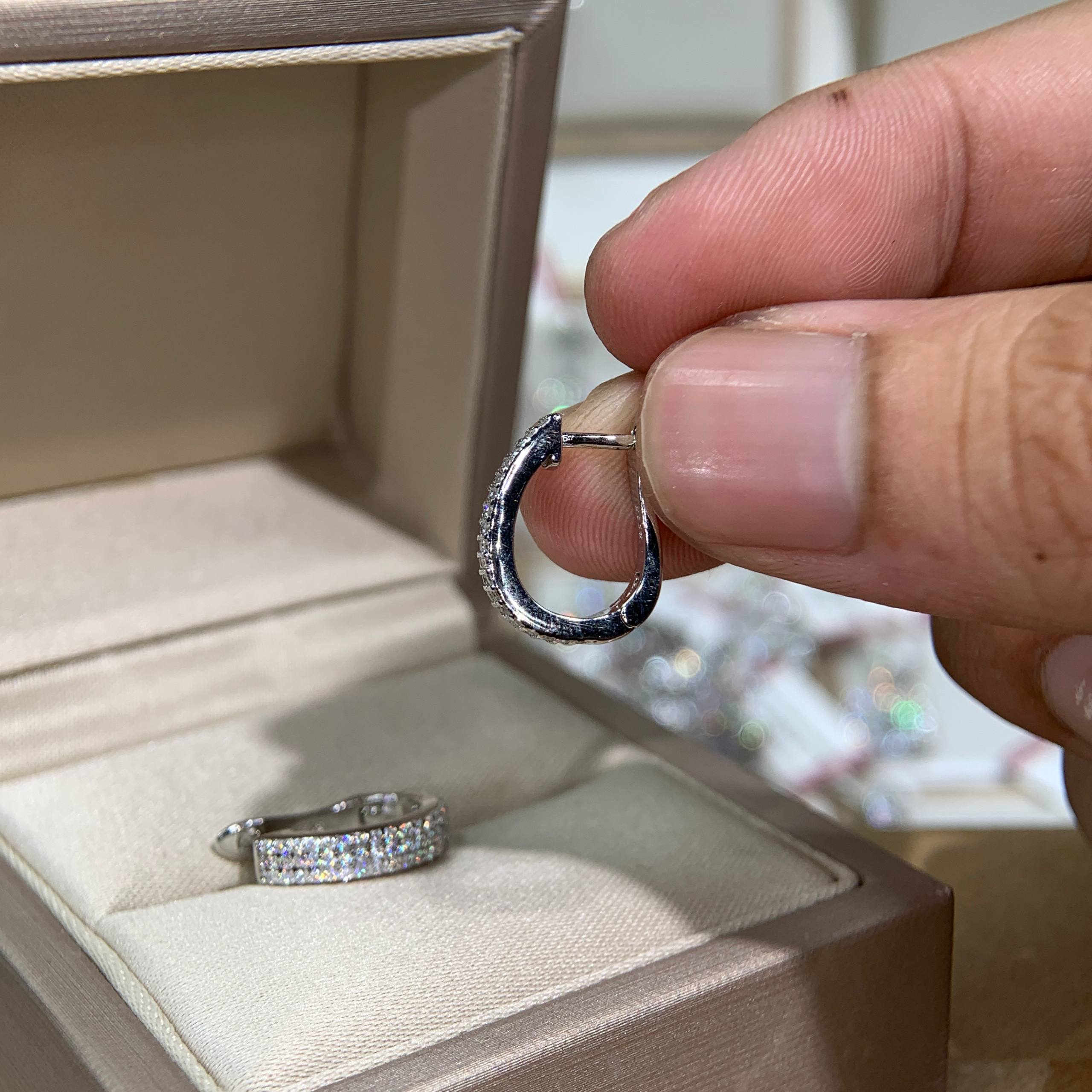Bông tai kim cương Moissanite GRA (K50) - Ảnh 3