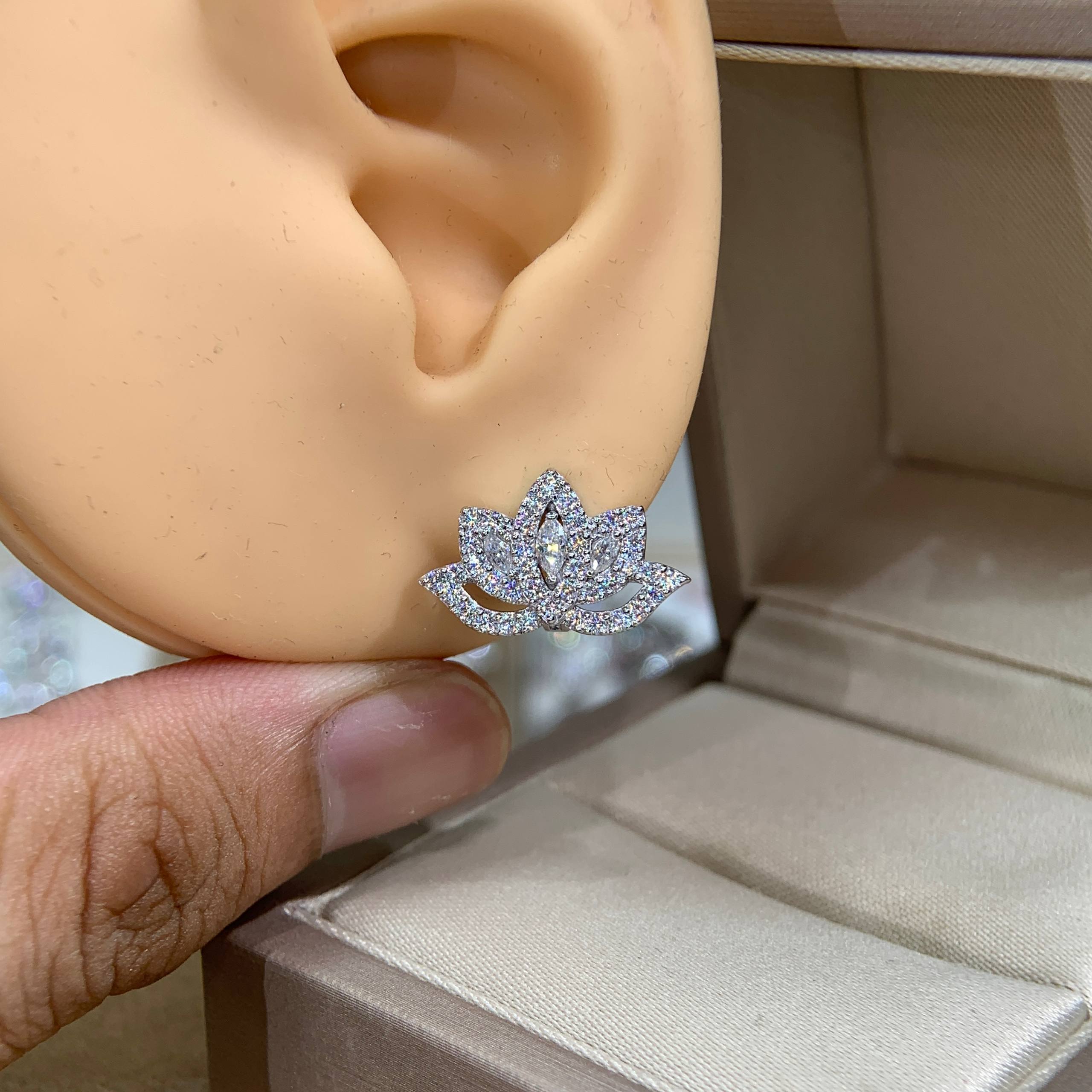 Bông tai kim cương Moissanite GRA (A105) - Ảnh 3