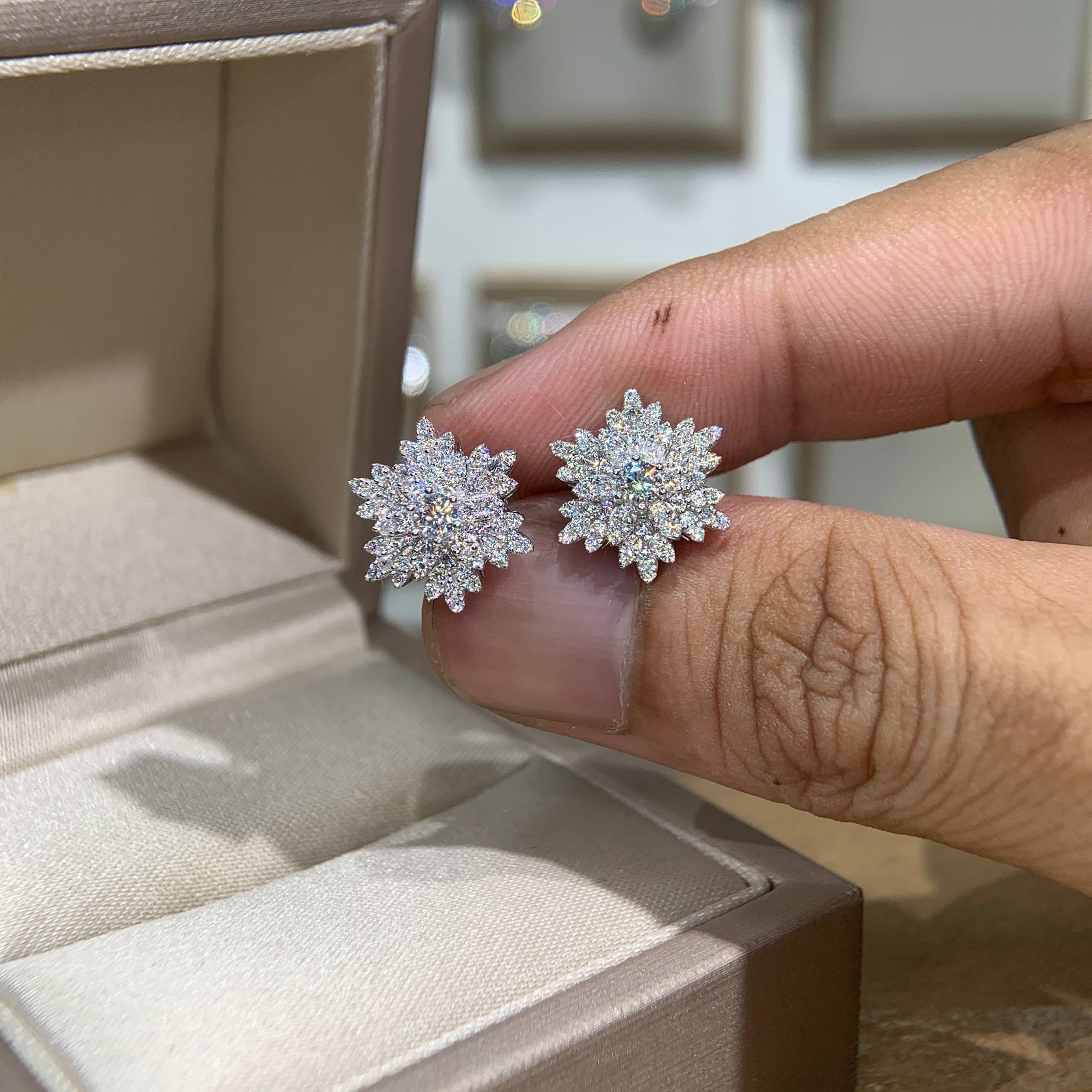Bông tai kim cương Moissanite GRA (A015) - Ảnh 2