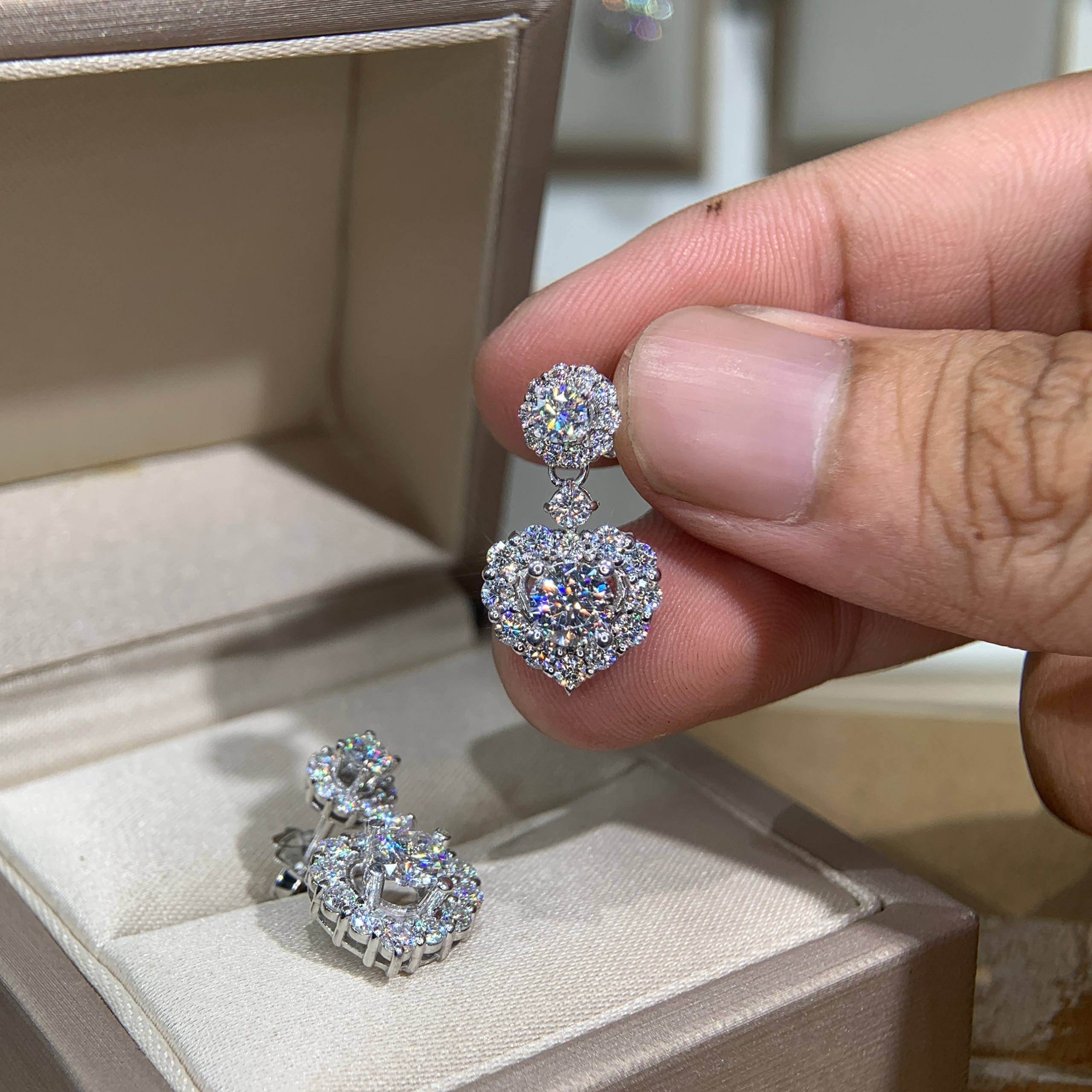 Bông tai kim cương Moissanite GRA (A476) - Ảnh 4