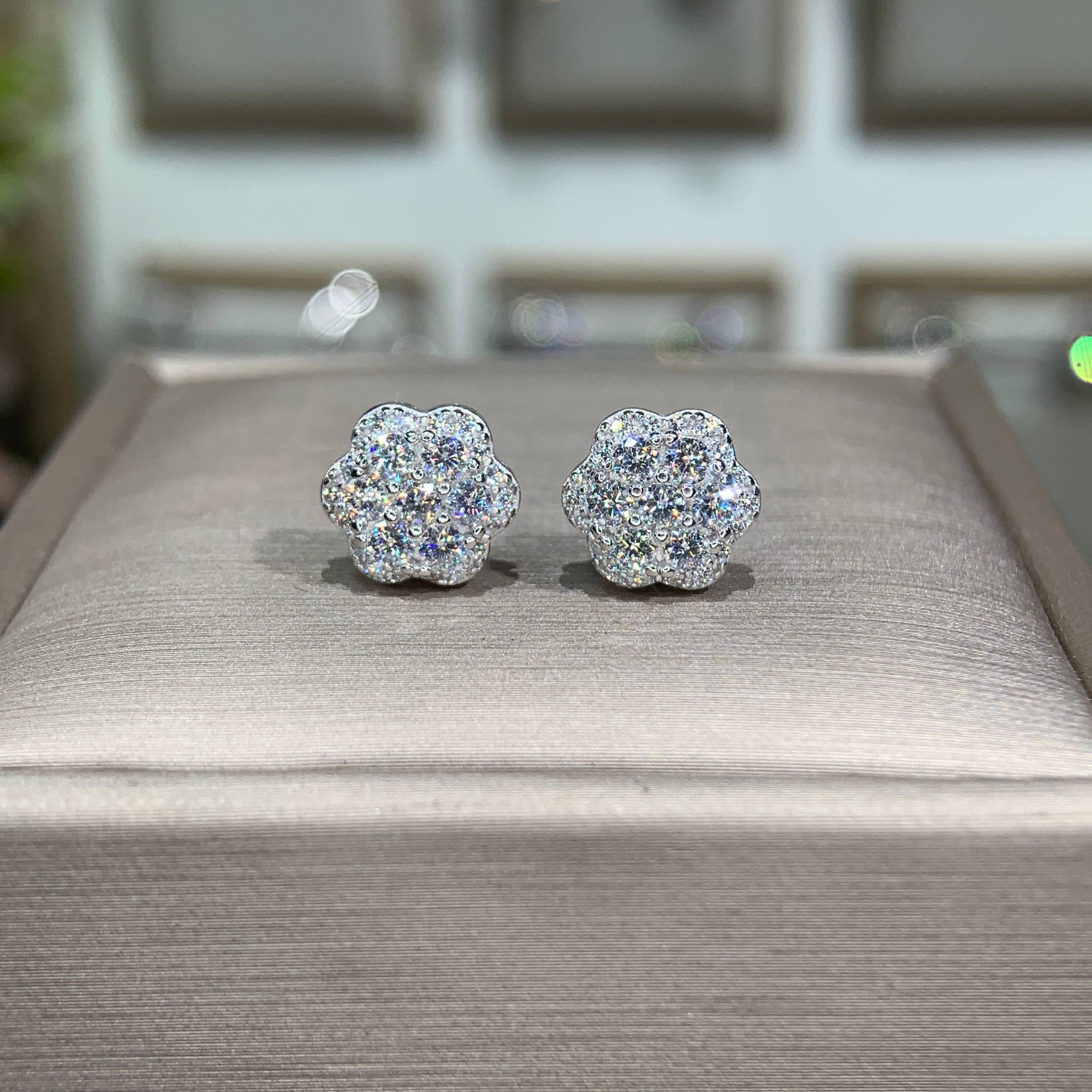 Bông tai kim cương Moissanite GRA (L23)